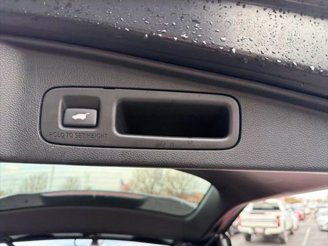 Used 2017 Honda CR-V EX-L image 10