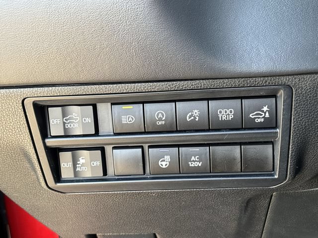Used 2022 Toyota Tundra Platinum w/ Advanced Package AWD/4WD image 19