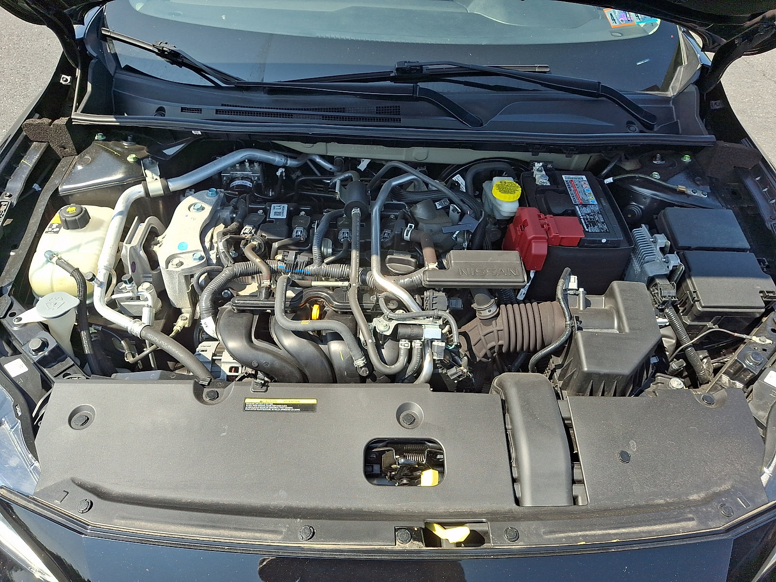 Certified 2023 Nissan Sentra SR w/ Midnight Edition Package FWD image 26