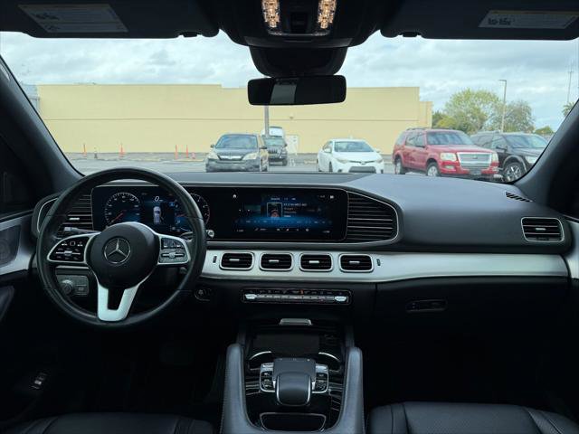 Used 2020 Mercedes-Benz GLE 350 4MATIC w/ Premium Package image 14