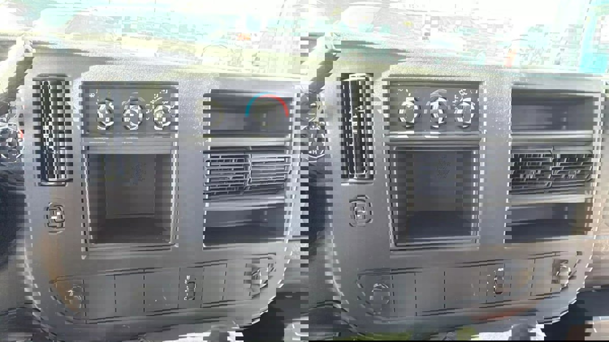 Used 2012 Chevrolet Express 3500 w/ School Bus Package image 36