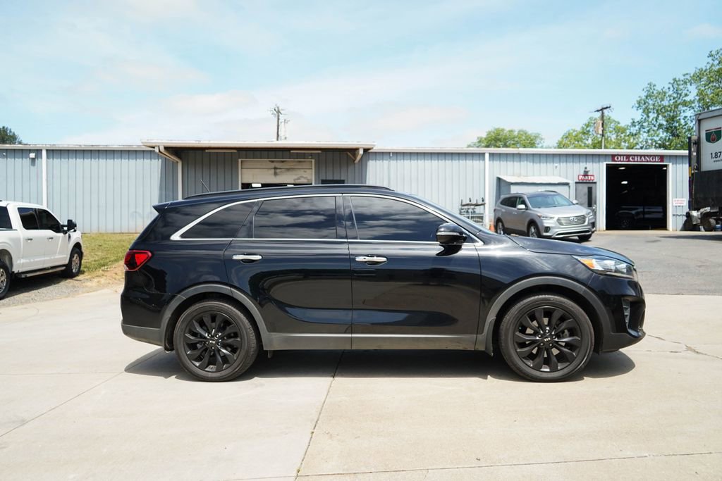 Used 2020 Kia Sorento S FWD image 3