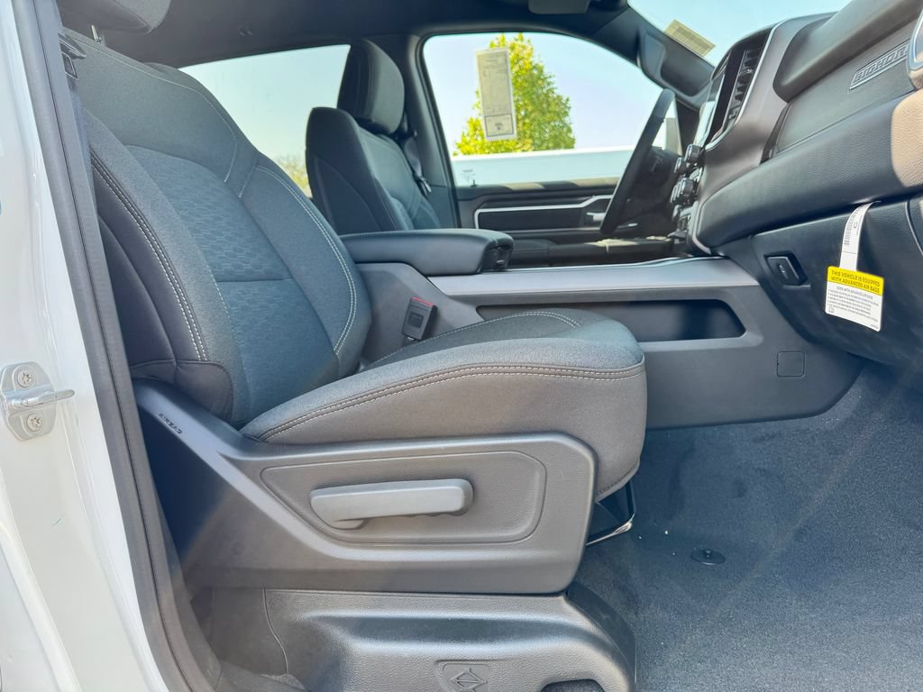 New 2026 RAM 1500 Big Horn w/ Night Edition AWD/4WD image 11