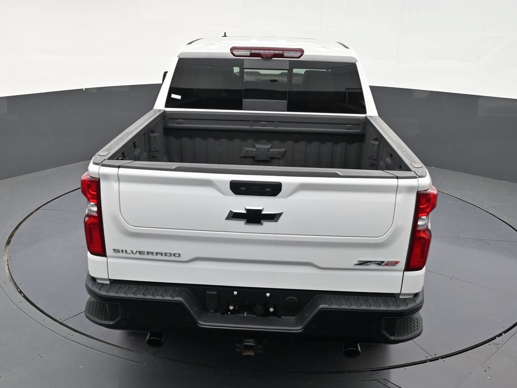 Used 2025 Chevrolet Silverado 1500 ZR2 w/ Technology Package AWD/4WD image 15