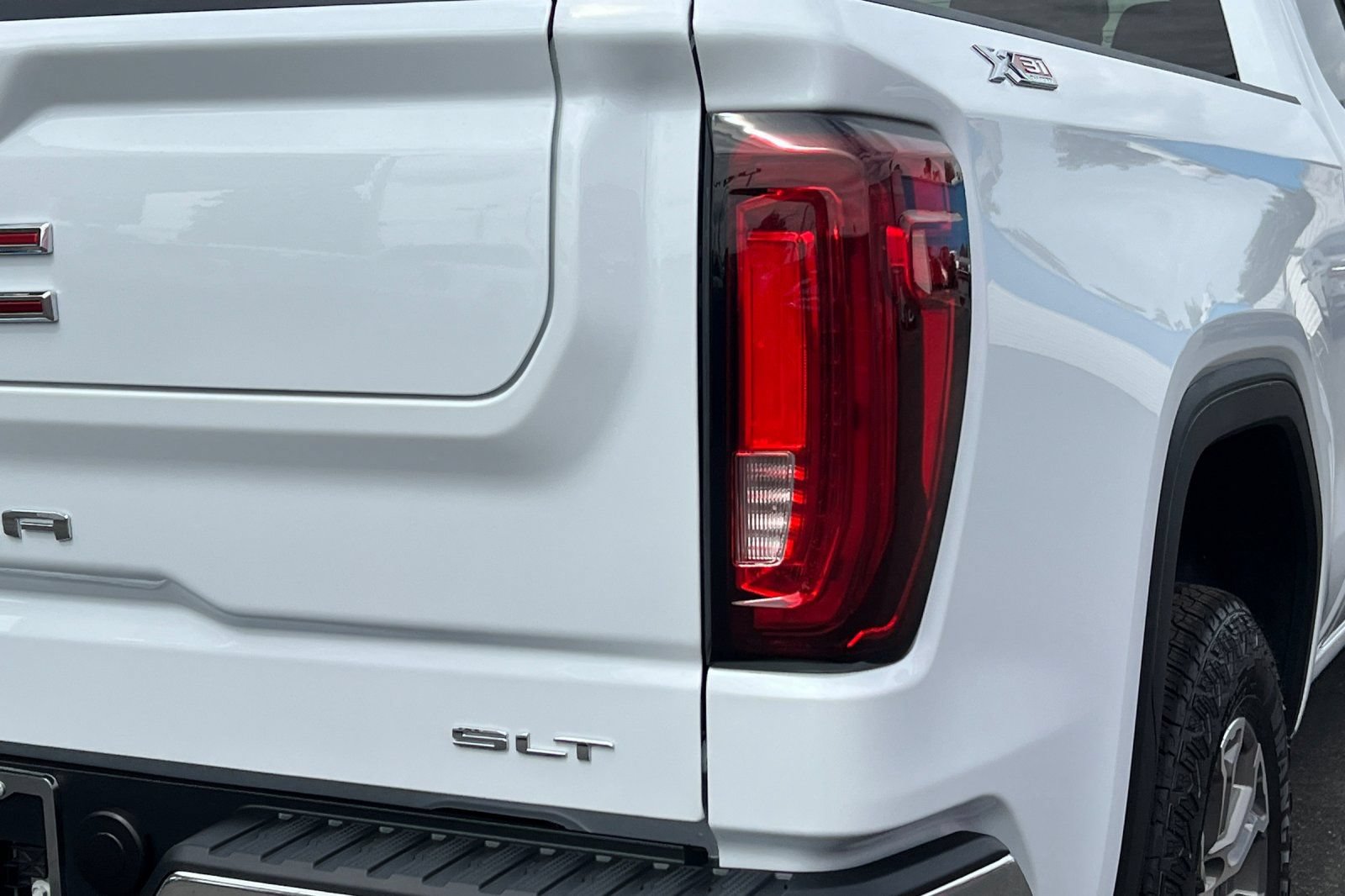 New 2026 GMC Sierra 1500 SLT w/ SLT Convenience Package AWD/4WD image 7