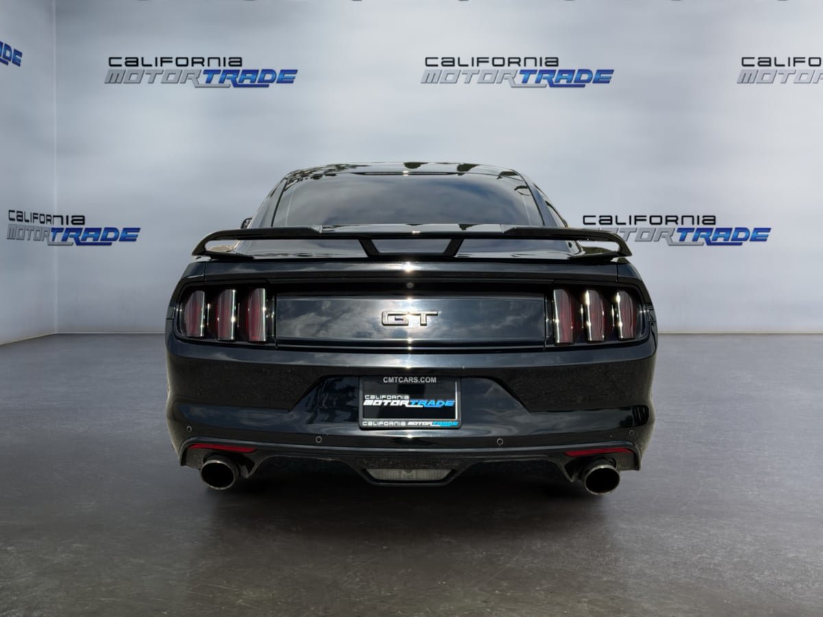 Used 2017 Ford Mustang GT RWD image 6