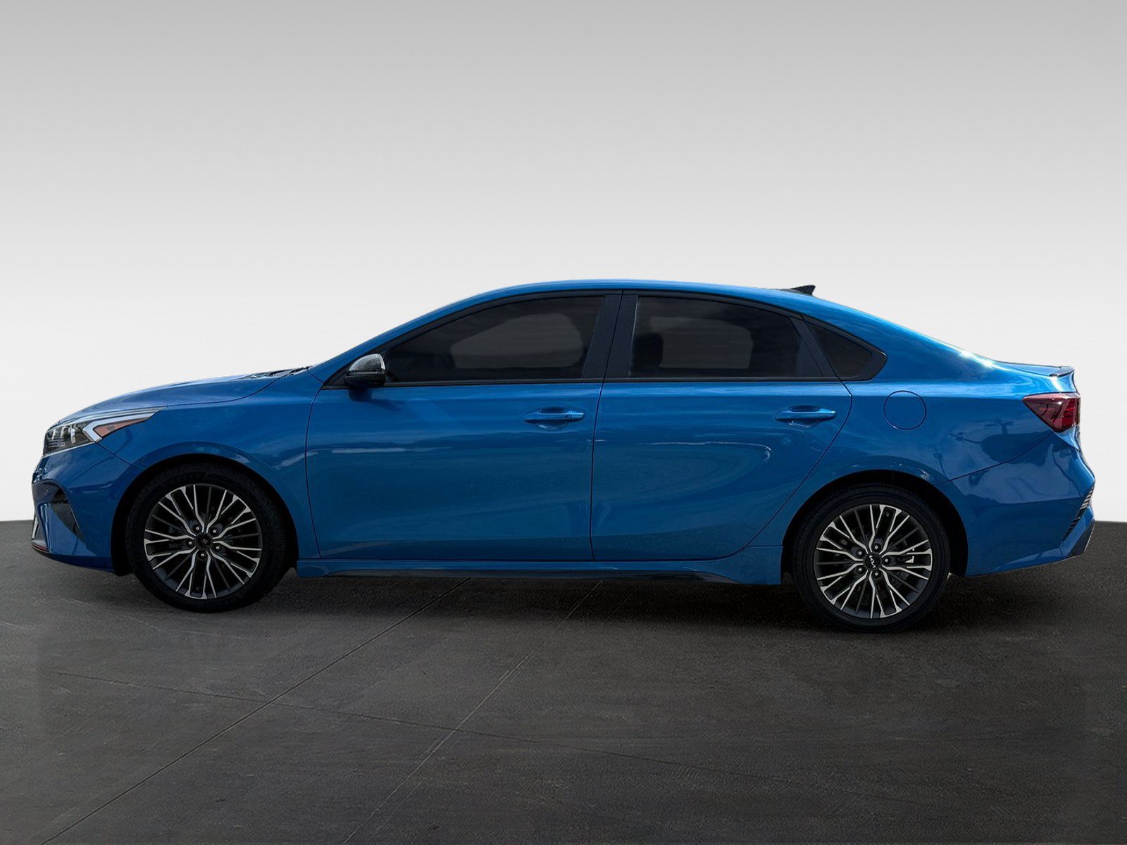 Used 2023 Kia Forte GT-Line w/ GT-Line Premium Package FWD image 8