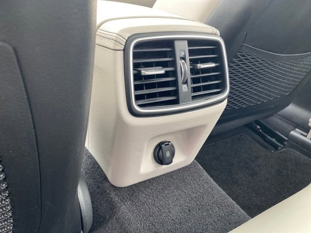 Used 2020 Genesis G70 2.0T w/ Prestige Package image 21