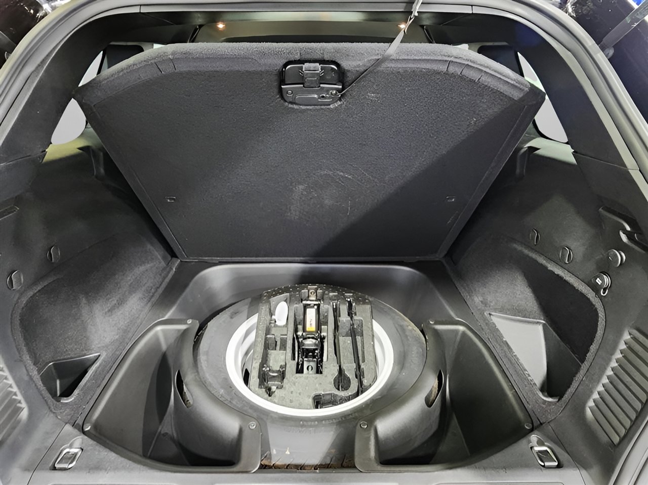 Used 2016 Jeep Grand Cherokee Laredo image 31