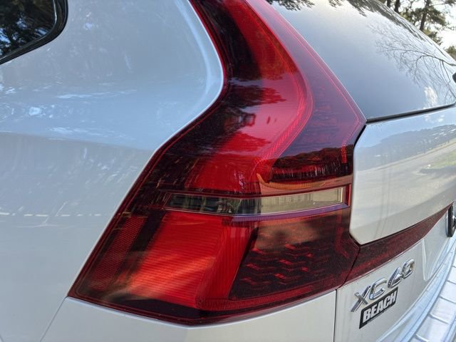 New 2026 Volvo XC60 B5 Ultra w/ Protection Package Premier AWD/4WD image 14