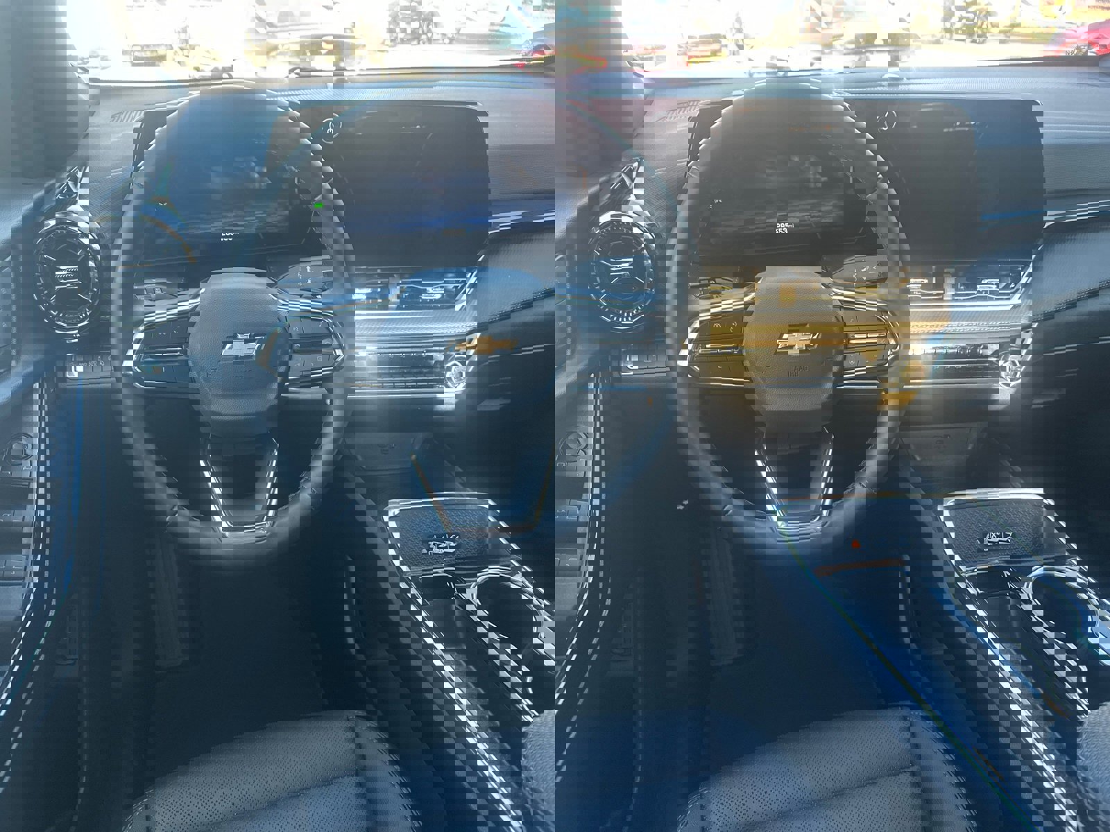 Used 2025 Chevrolet Equinox LT w/ Convenience Package II image 23