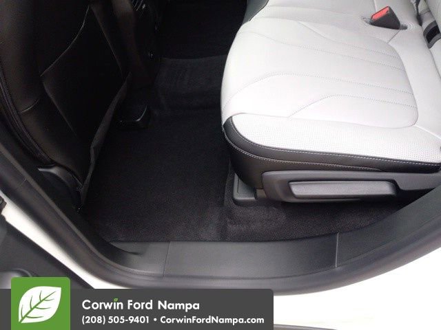 New 2025 Ford Escape SE w/ PHEV Premium Package image 29