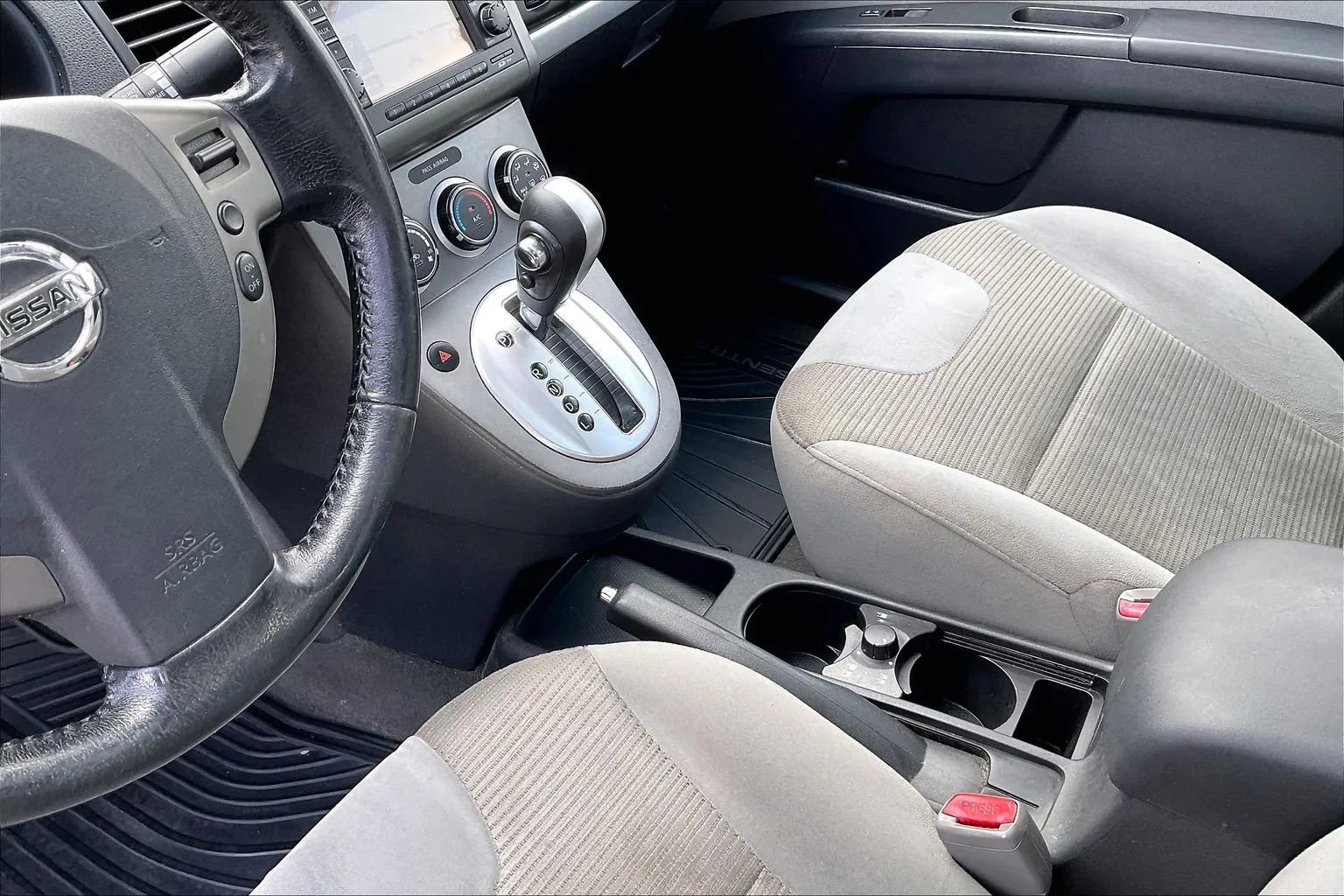 Used 2012 Nissan Sentra 2.0 SR w/ Special Edition Pkg FWD image 21