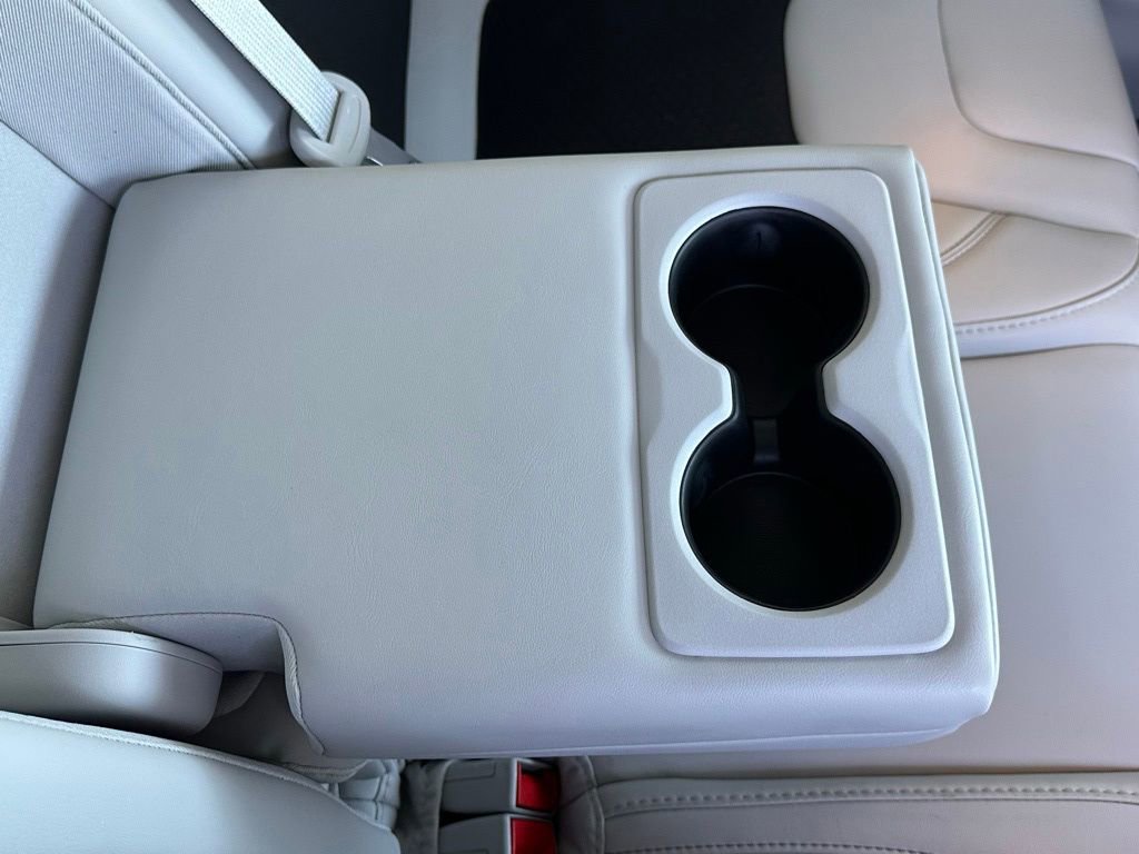 Used 2021 Jeep Cherokee Latitude Plus image 18