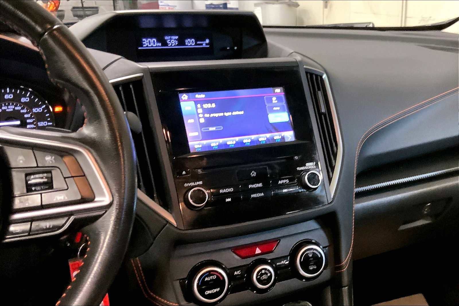 Used 2020 Subaru Crosstrek 2.0i Premium image 6