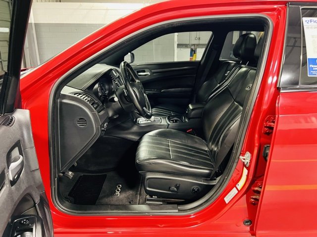 Used 2016 Chrysler 300 S image 22