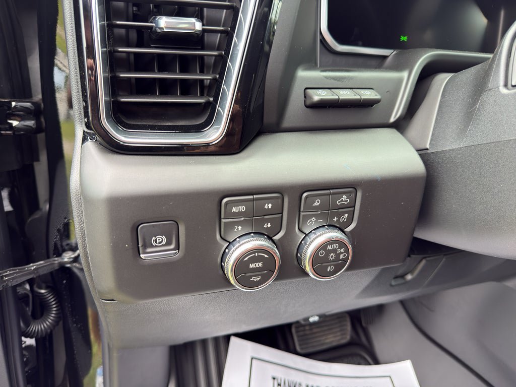 New 2026 GMC Sierra 2500 Denali Ultimate AWD/4WD image 10