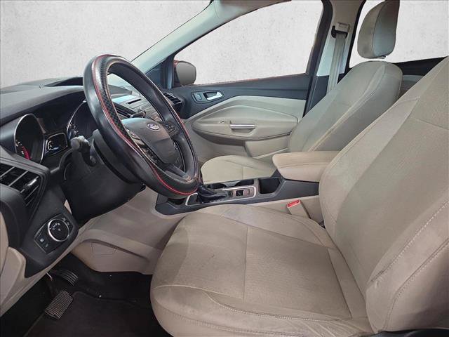 Used 2018 Ford Escape SE FWD image 16