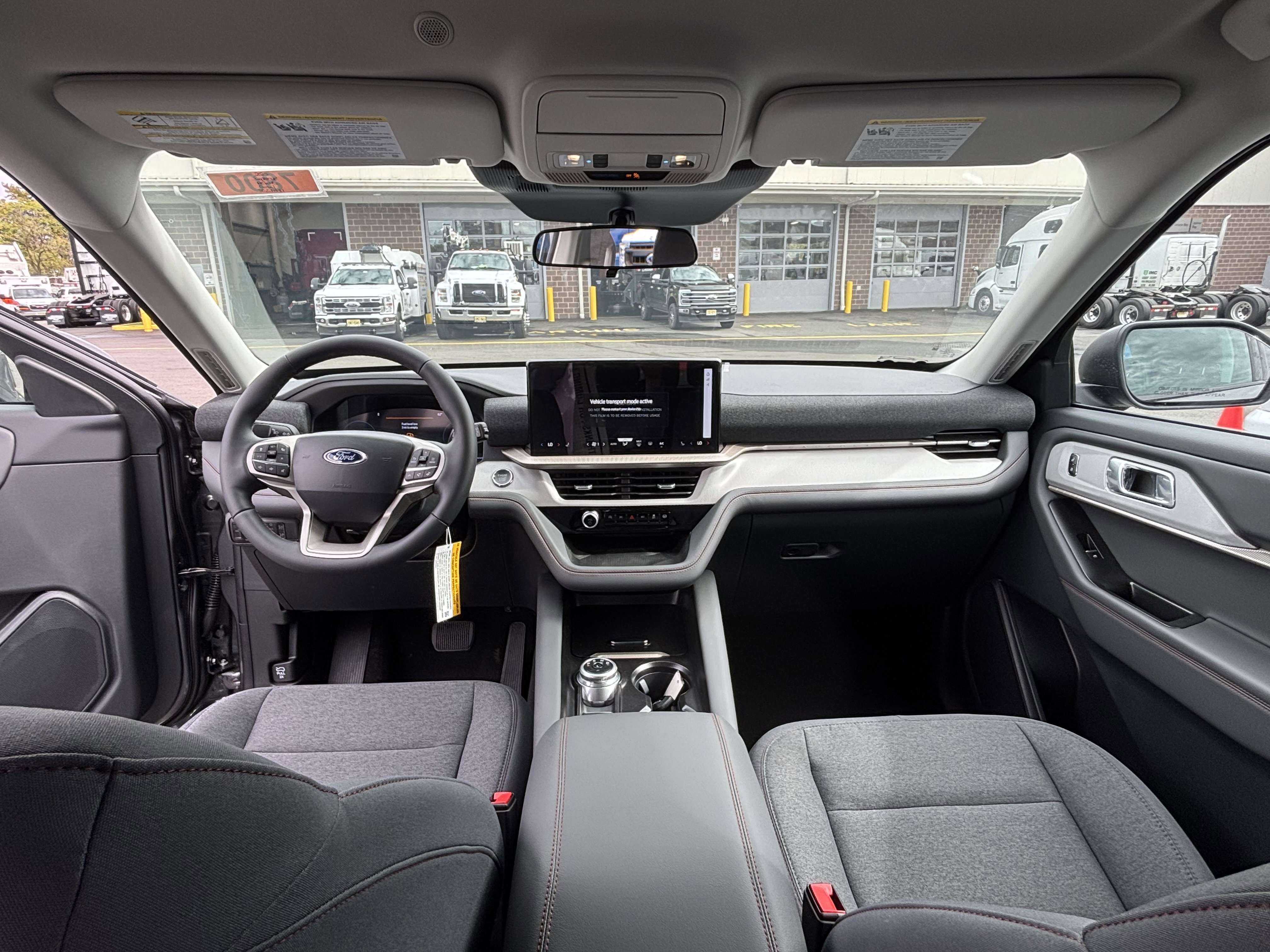 New 2025 Ford Explorer Active image 10