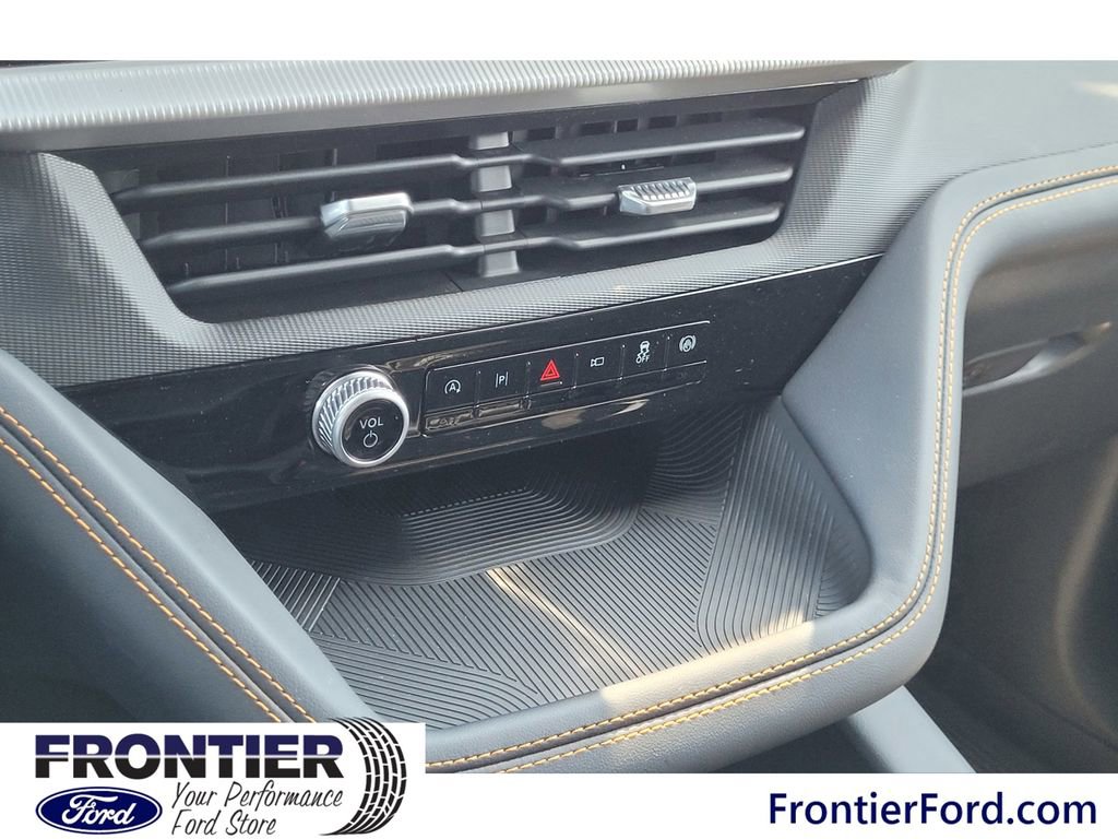 Used 2026 Ford Explorer Tremor w/ Tremor Ultimate Package AWD/4WD image 13