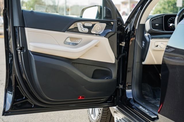 Certified 2024 Mercedes-Benz GLS 580 4MATIC image 43
