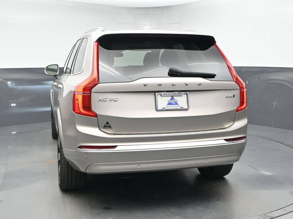 Used 2024 Volvo XC90 B6 Plus w/ Protection Package Premier AWD/4WD image 7
