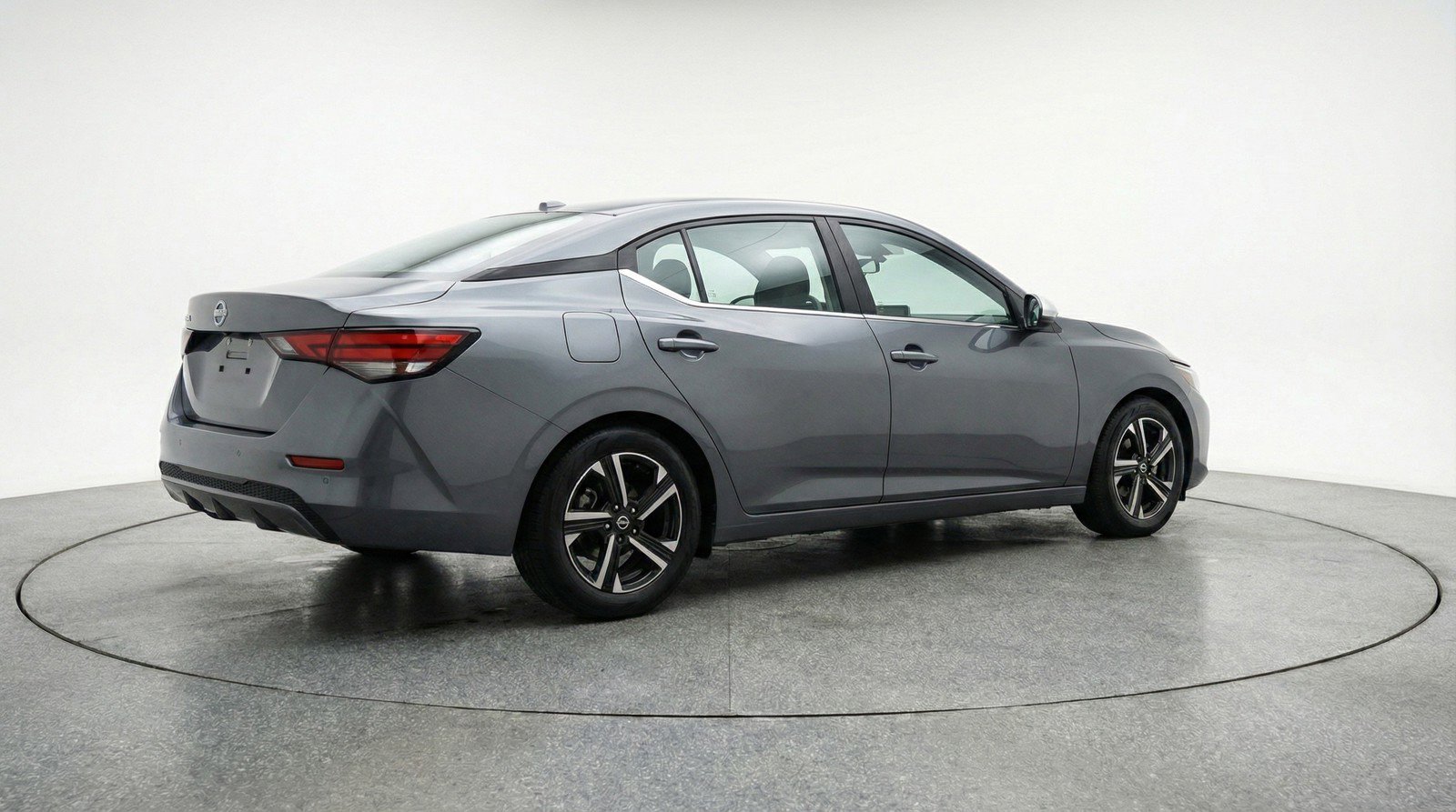 Used 2025 Nissan Sentra SV image 9