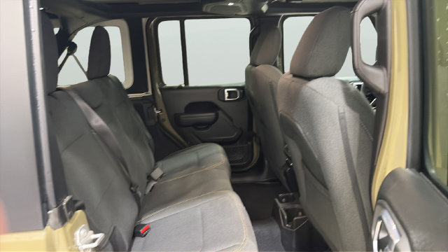 Used 2025 Jeep Wrangler Unlimited Sport AWD/4WD image 18