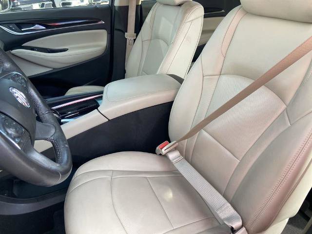 Used 2021 Buick Enclave Essence image 14