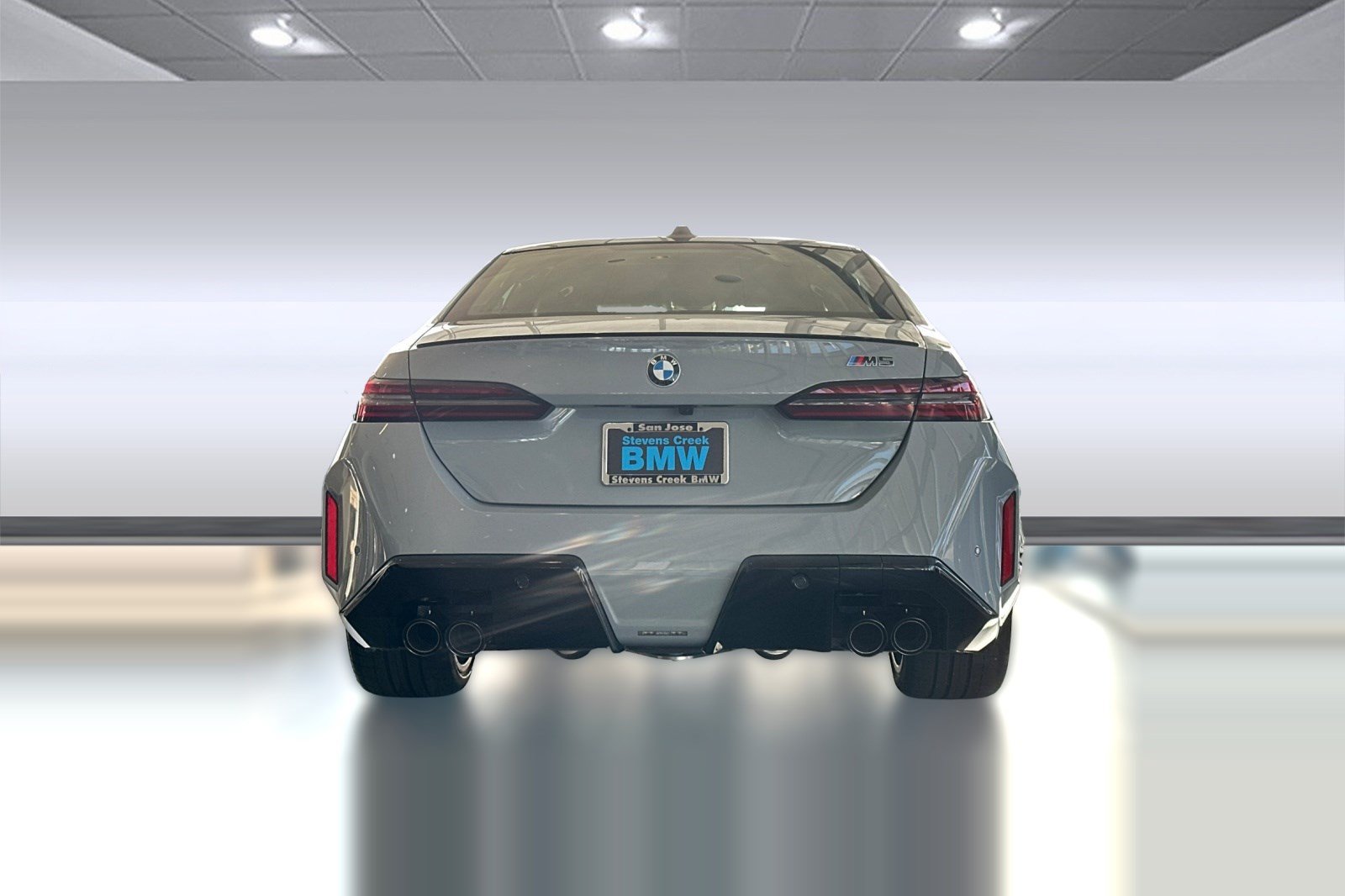 Used 2026 BMW M5 w/ Executive Package AWD/4WD image 9