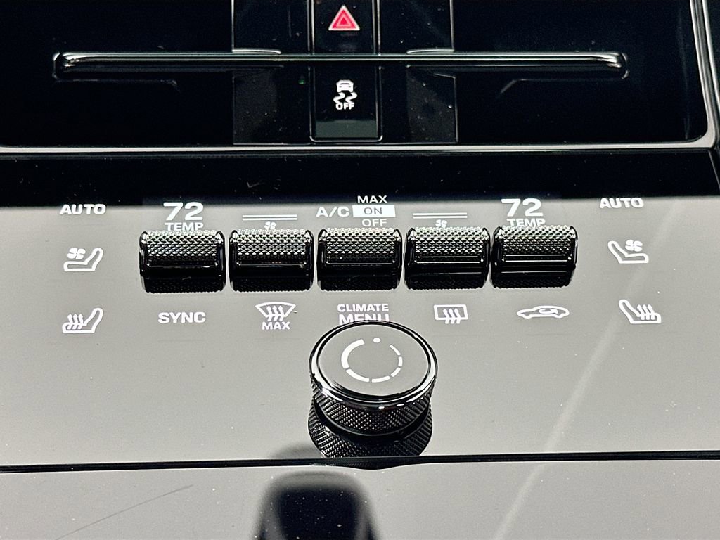 New 2026 Porsche Panamera image 23