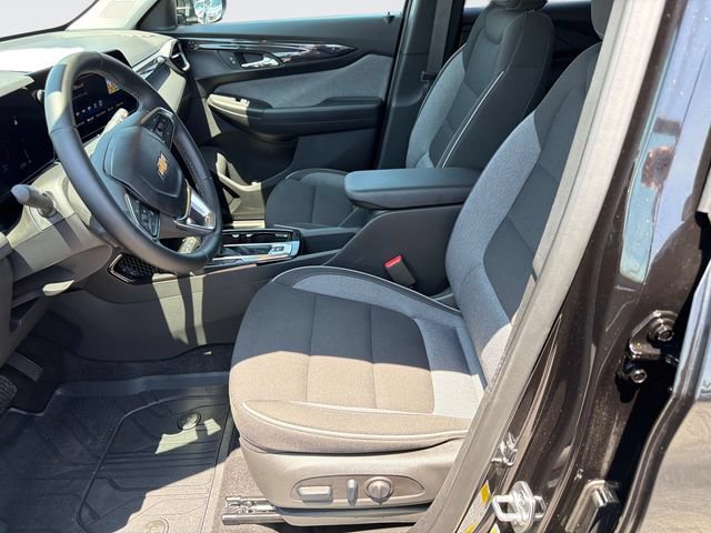 Used 2026 Chevrolet TrailBlazer LT w/ Convenience Package FWD image 21
