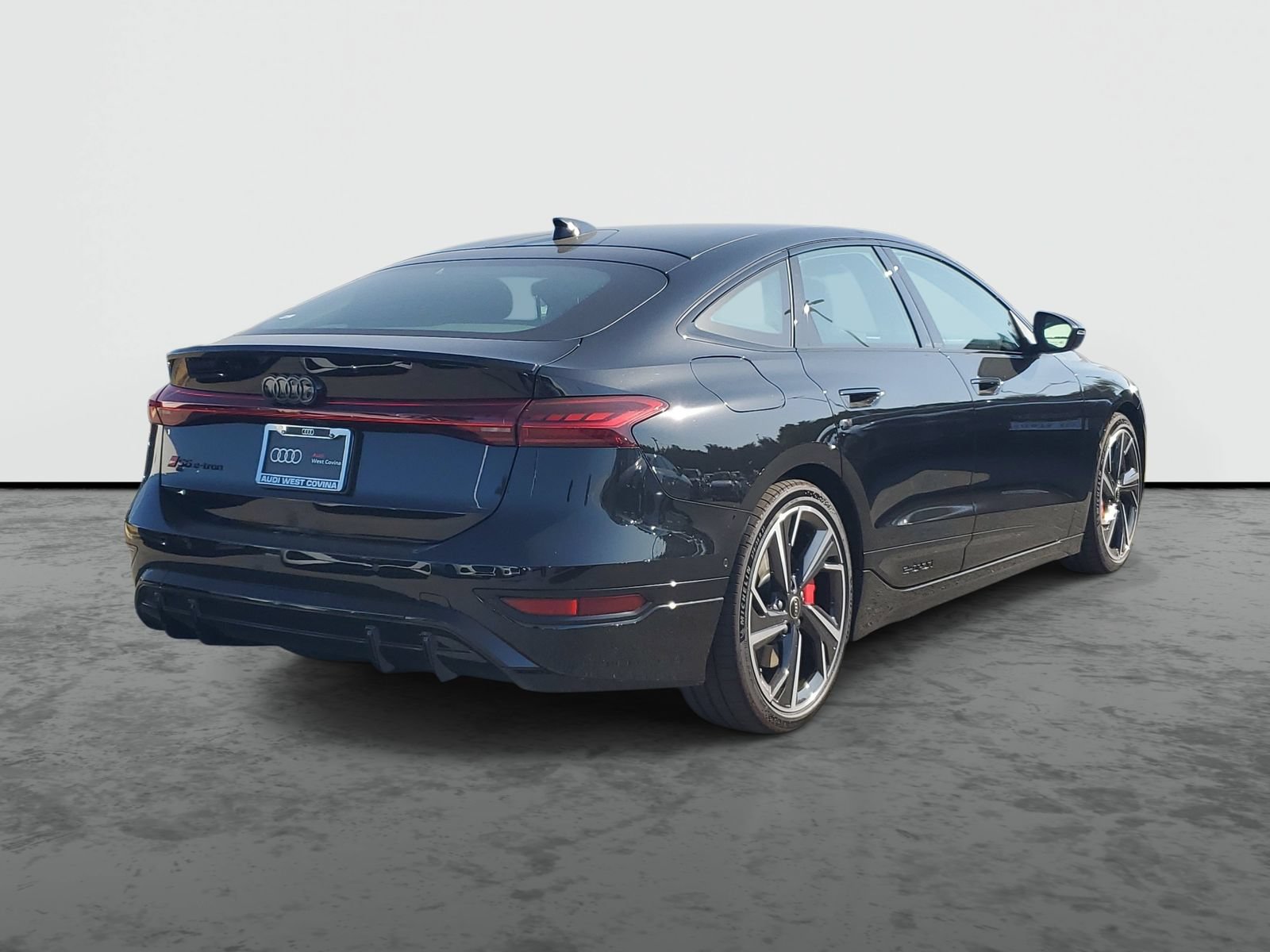New 2027 Audi S6 e-tron Premium Plus AWD/4WD image 4