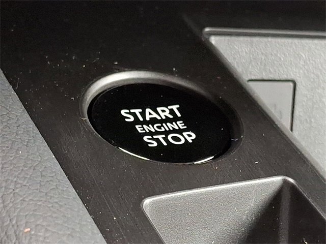 New 2026 Nissan Kicks SR w/ Cold Weather Package image 15