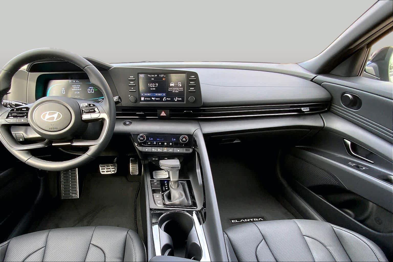 New 2026 Hyundai Elantra Hybrid FWD image 5