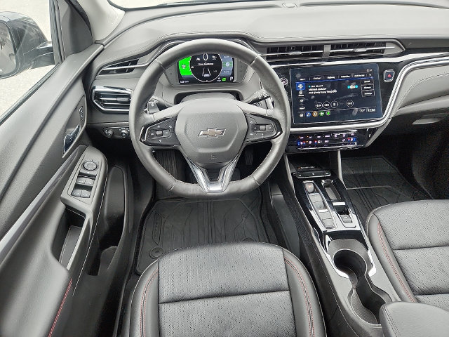 Used 2023 Chevrolet Bolt EUV LT w/ Convenience Package FWD image 11