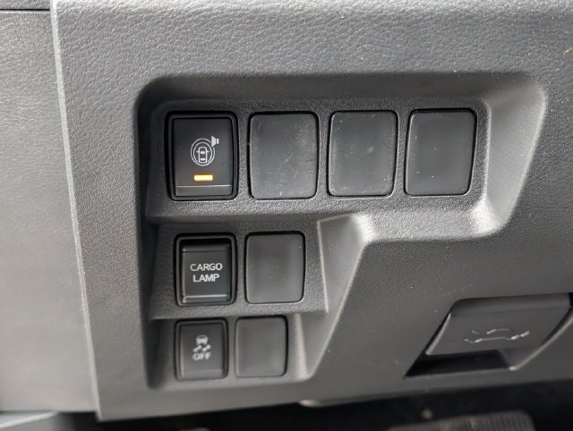 New 2026 Nissan Frontier SV w/ All-Weather Content Package AWD/4WD image 15