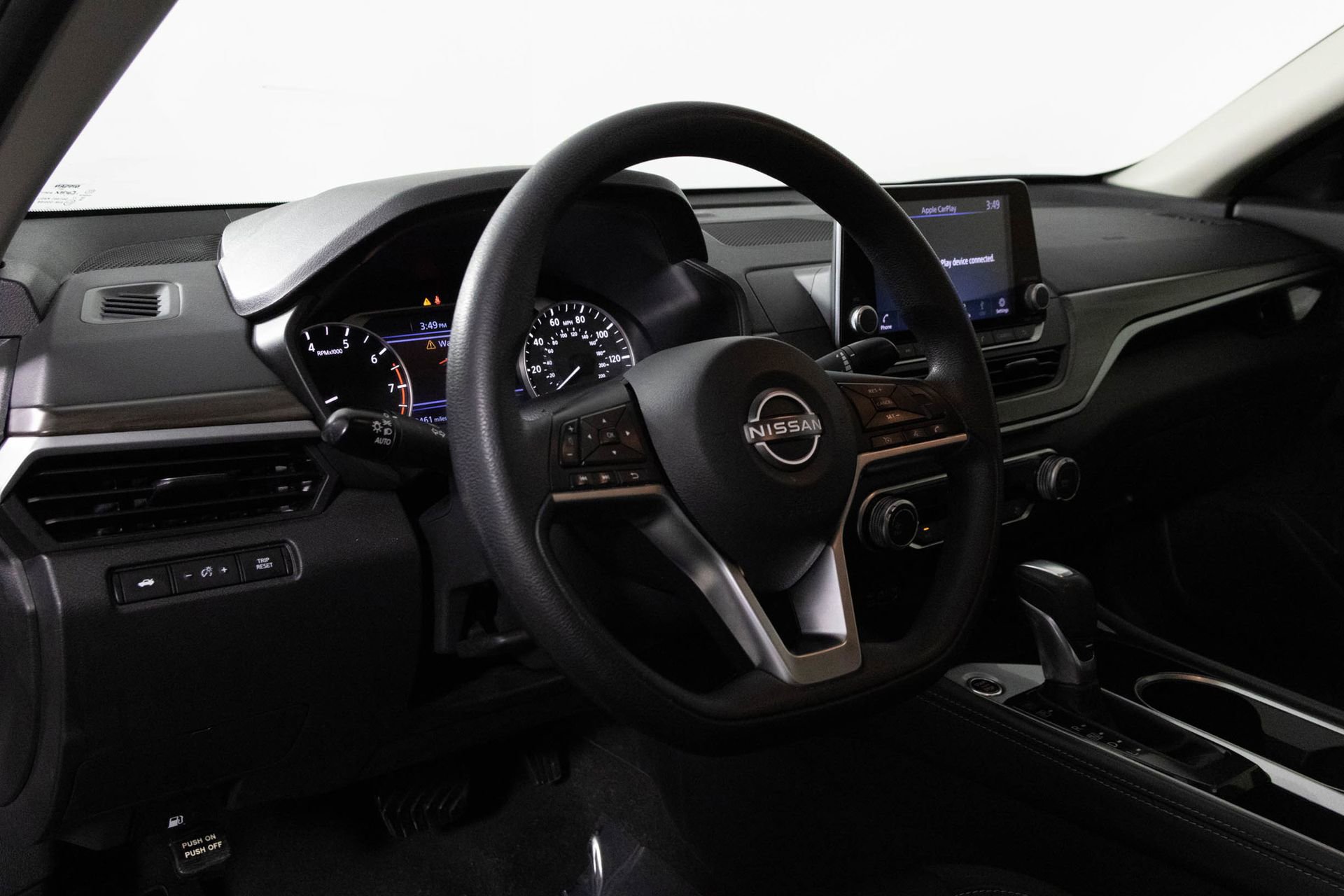 Used 2023 Nissan Altima 2.5 SV image 5