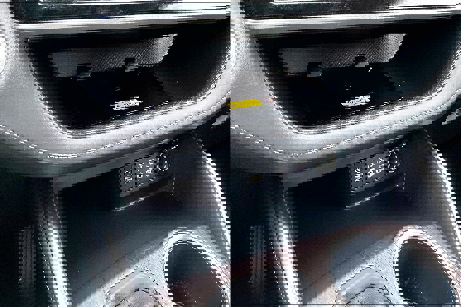 Used 2023 Toyota Highlander Platinum image 32