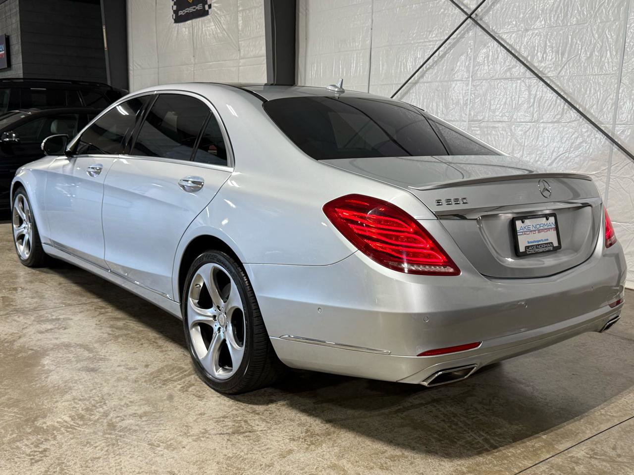 Used 2015 Mercedes-Benz S 550 Sedan w/ Premium 1 Package image 3