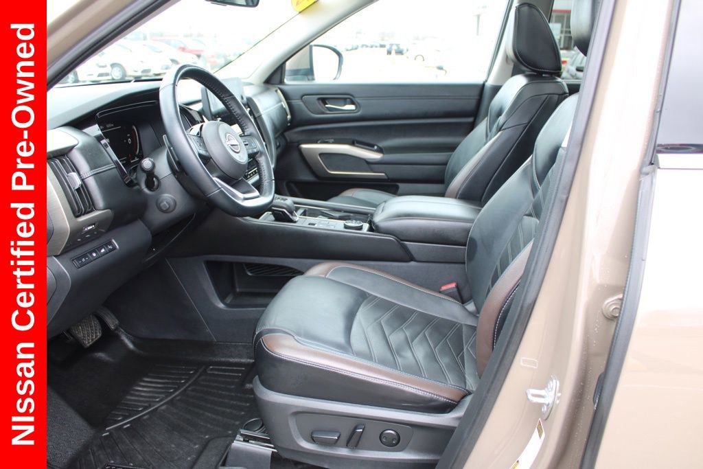 Certified 2023 Nissan Pathfinder Platinum image 16