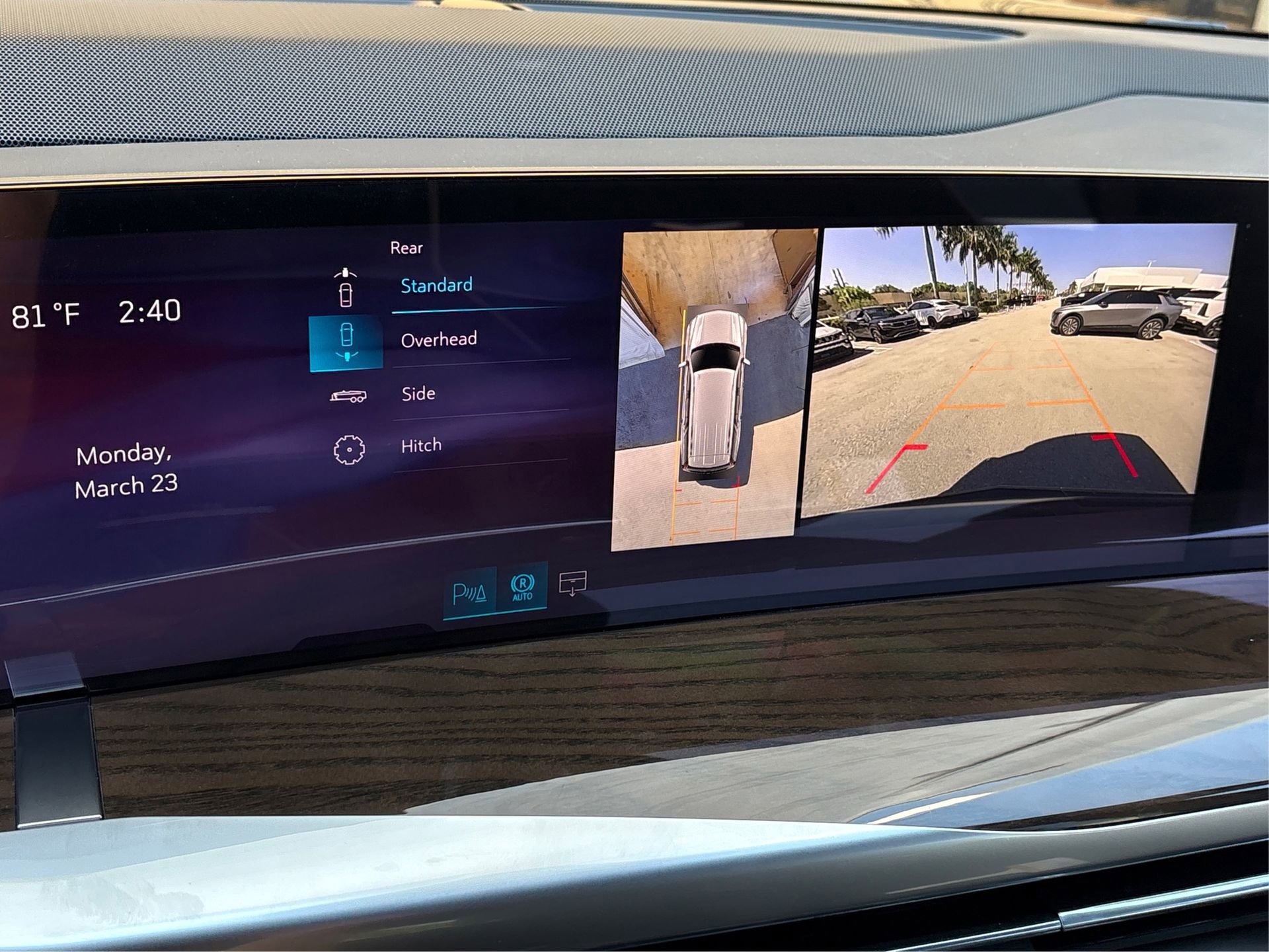 Used 2026 Cadillac Escalade Platinum Sport w/ LPO, ONYX Package image 25