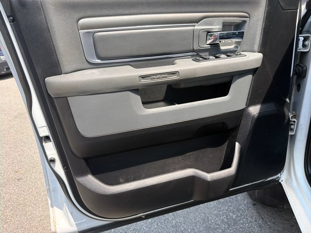 Used 2016 RAM 2500 SLT AWD/4WD image 12