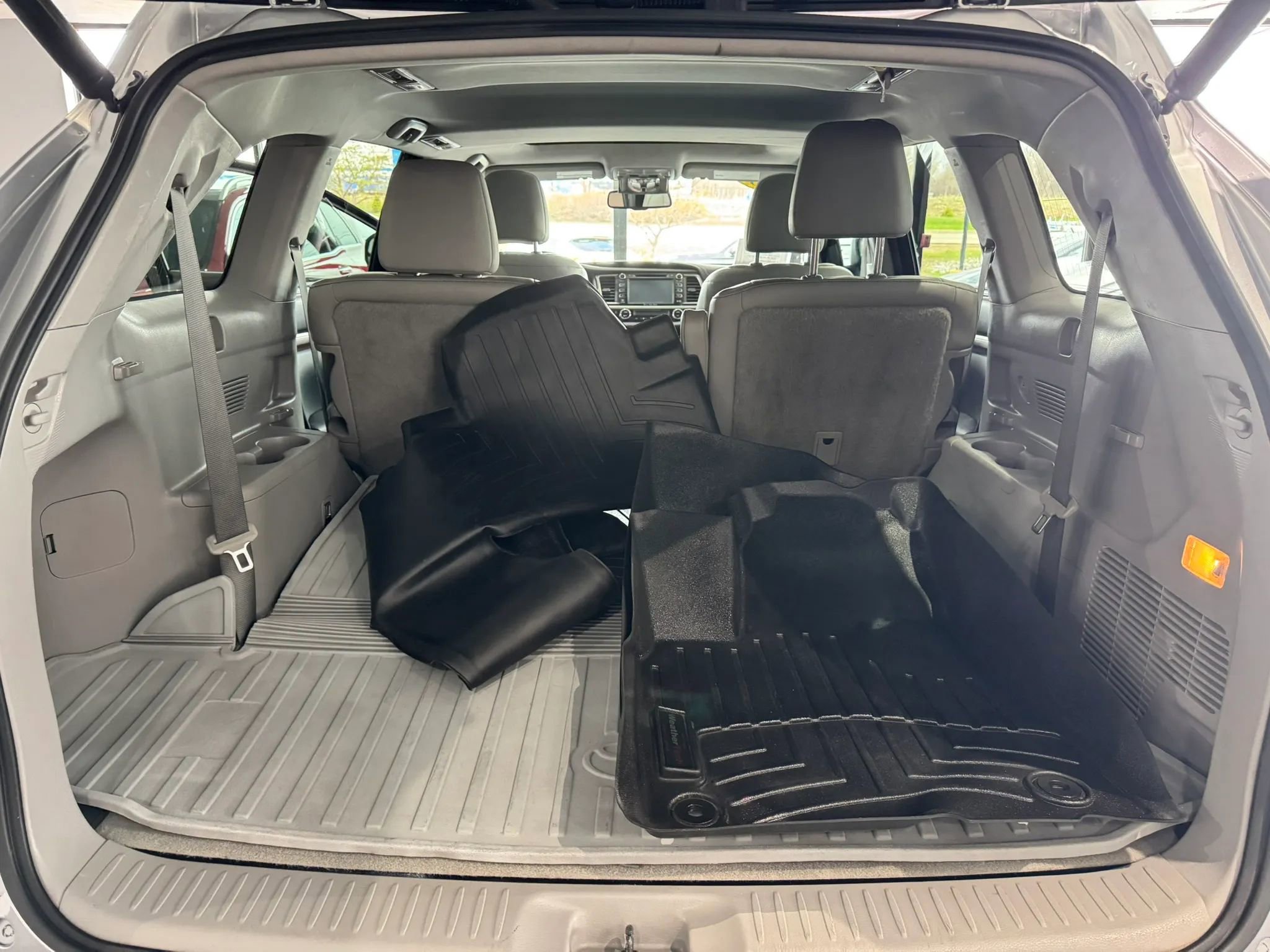 Used 2016 Toyota Highlander Limited AWD/4WD image 26