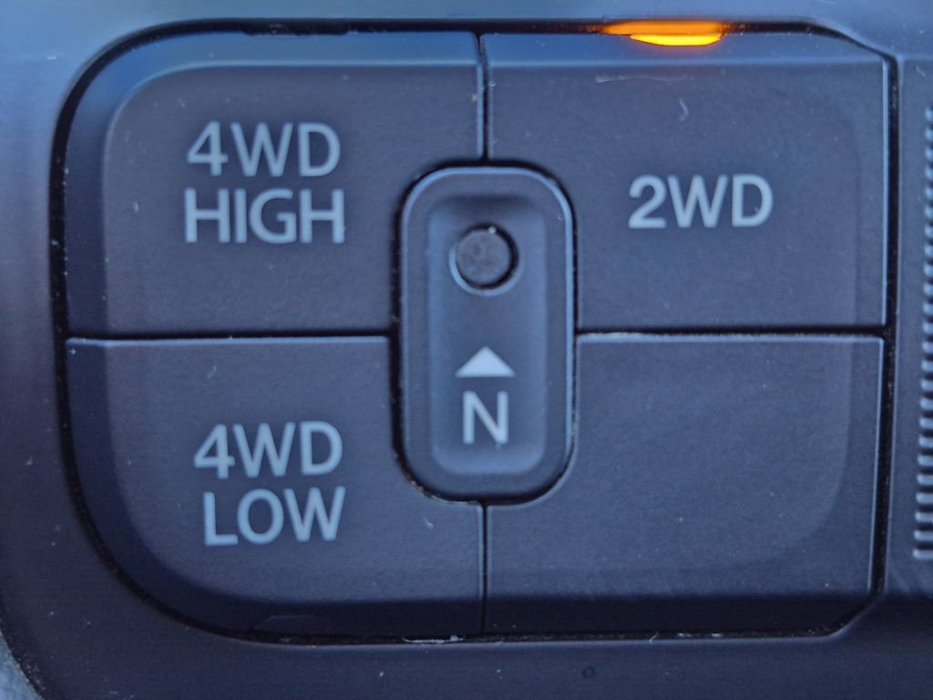 Used 2024 RAM 3500 Big Horn image 17