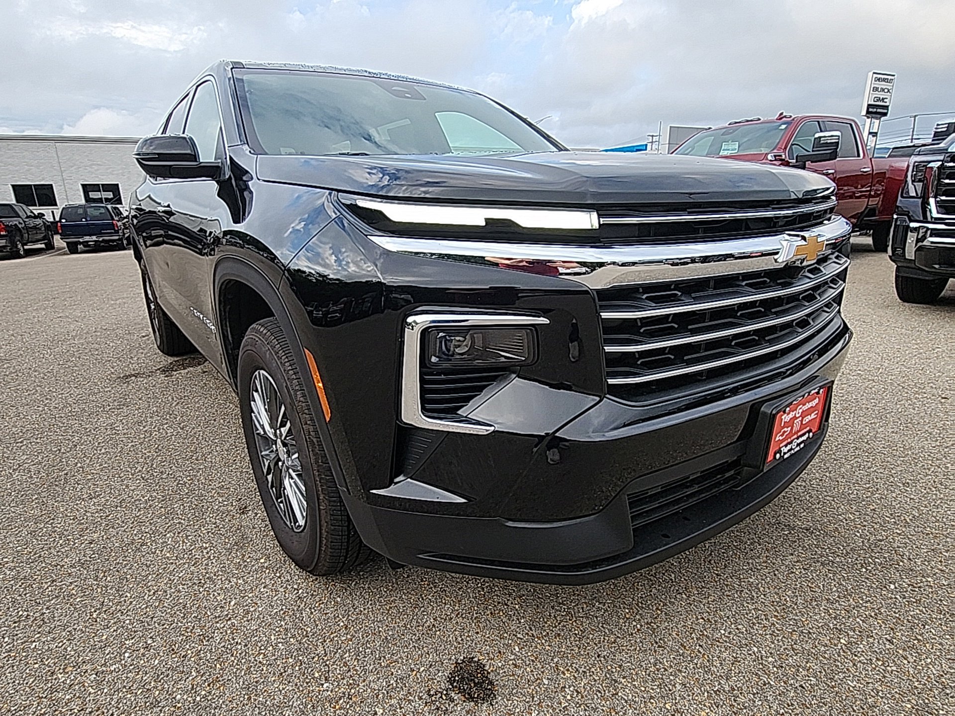 New 2025 Chevrolet Traverse LT w/ LPO, Cargo Package image 11