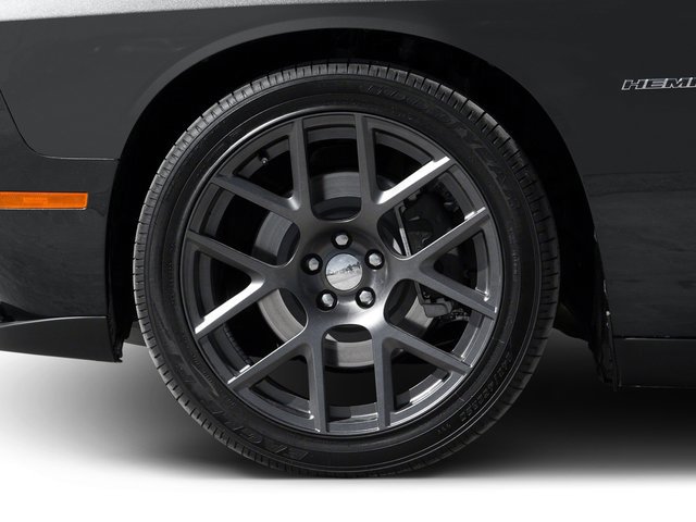 Used 2016 Dodge Challenger R/T Plus RWD image 13