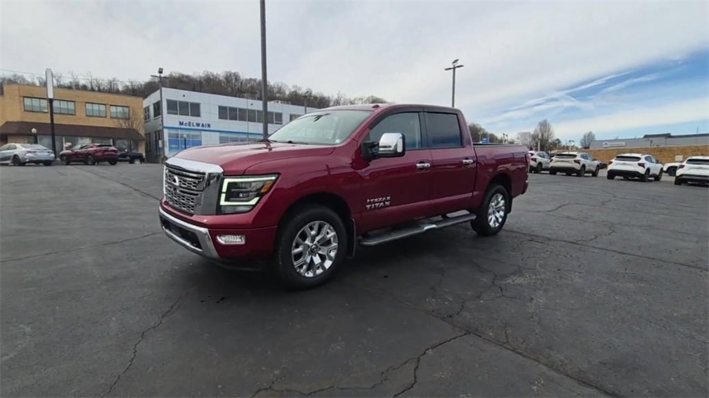 Used 2021 Nissan Titan SL w/ Moonroof Package image 5