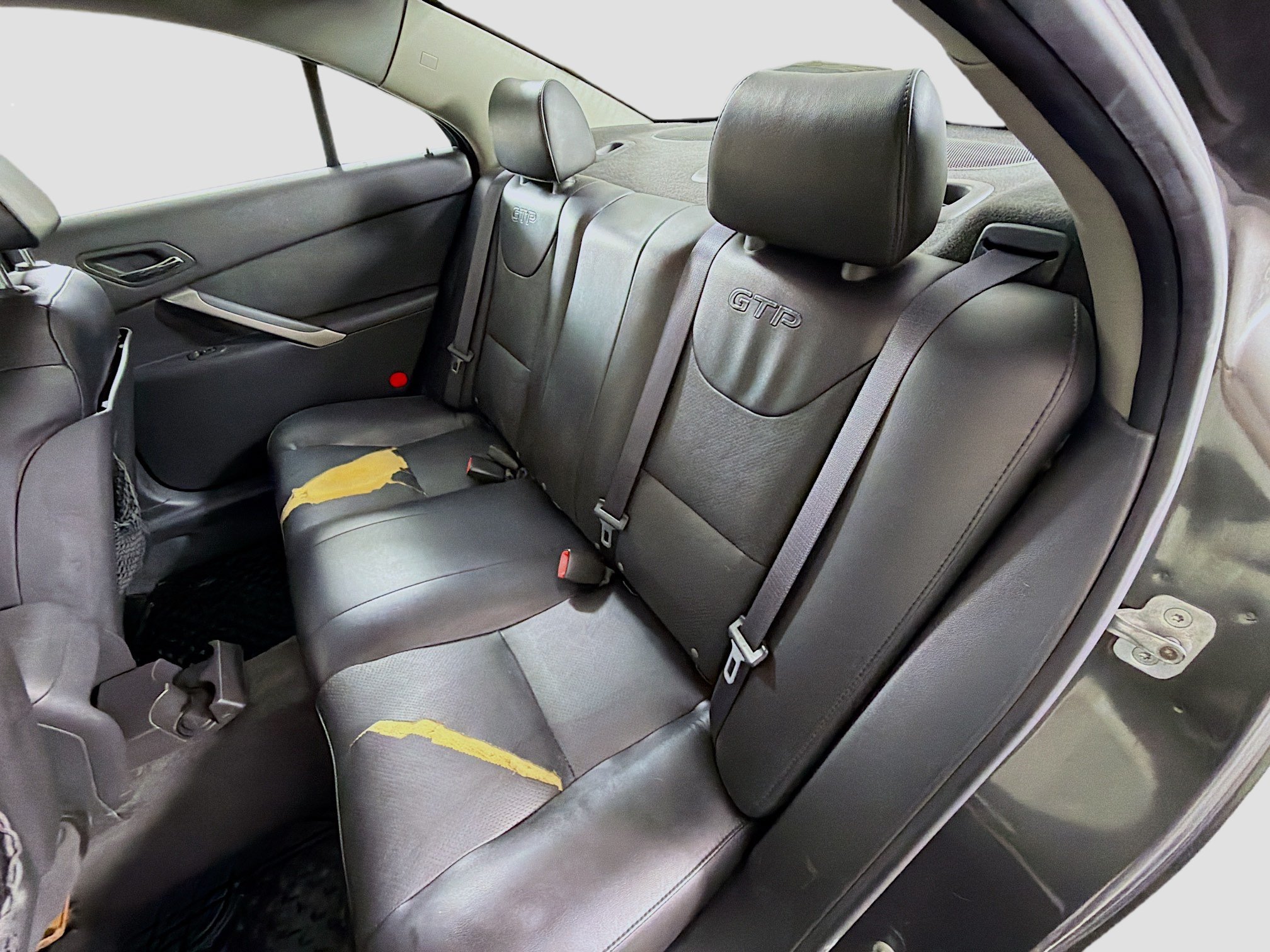 Used 2006 Pontiac G6 GTP w/ Premium Value Package 2 FWD image 26