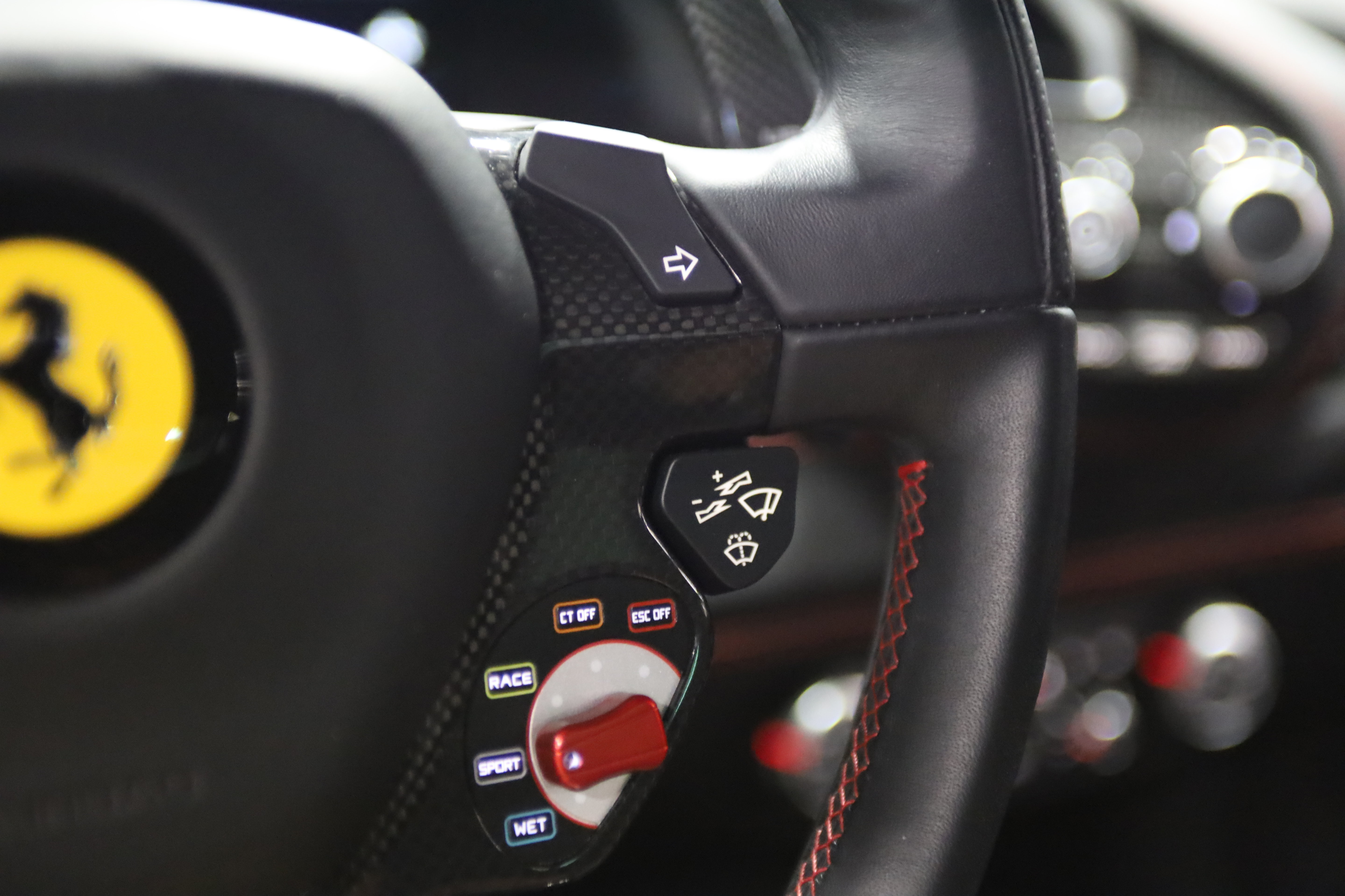Used 2016 Ferrari 488 GTB RWD image 27